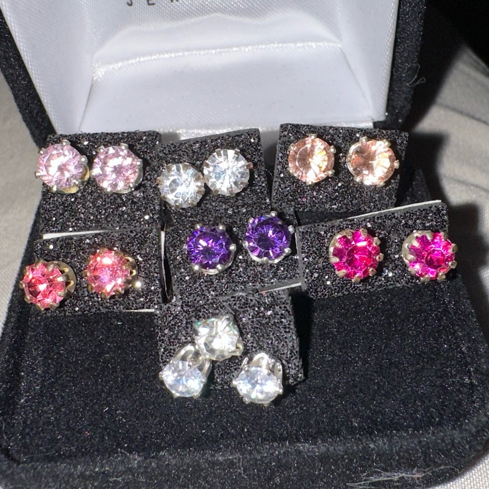 Lot of colorful stud earrings - pink purple green peach CZ